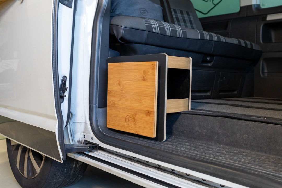 Sideboard mit Bambus Klapptisch