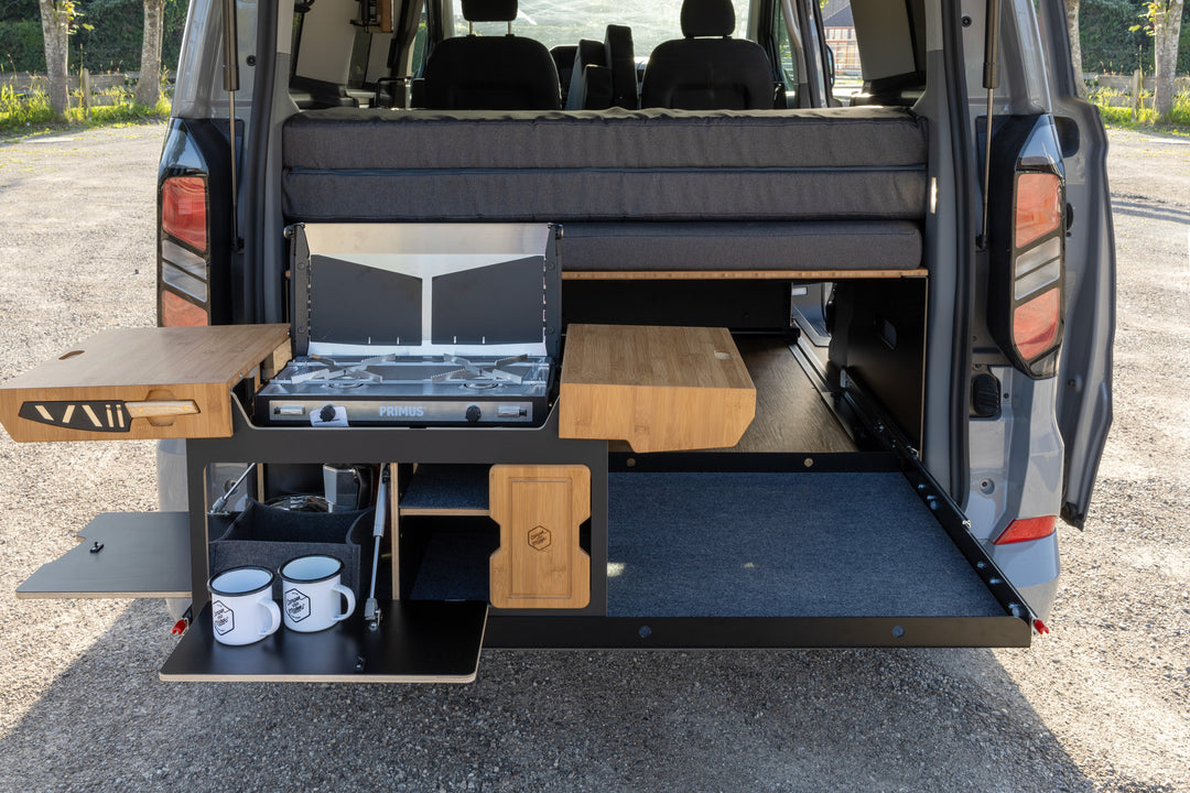 Heckablage mit -auszug – vanexxt (Ford Tourneo Custom/VW New Caravelle)