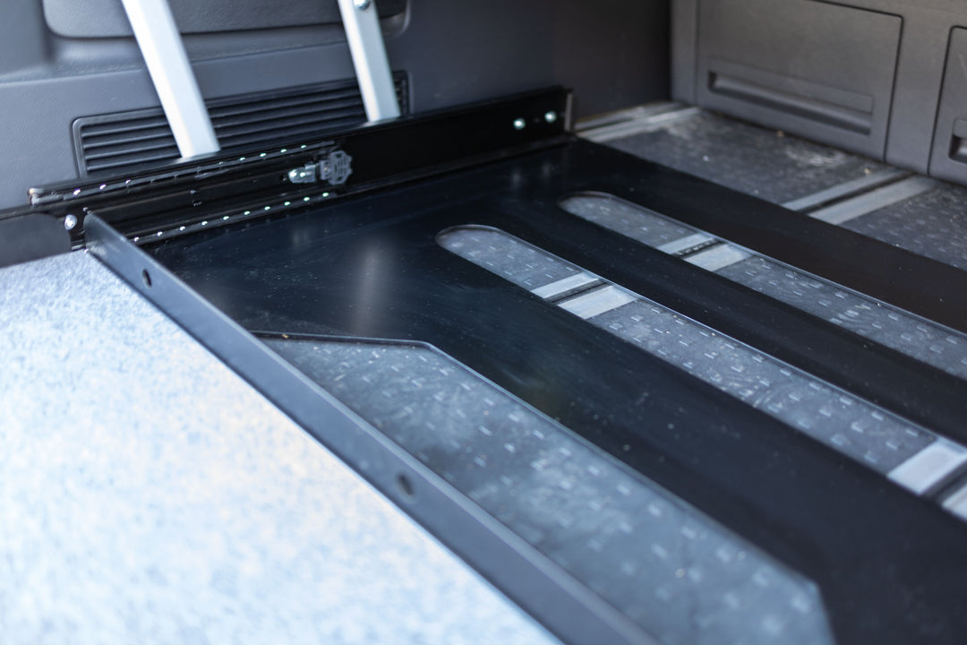 Heckauszug Premium Black Edition – VW T5/6/6.1 Multivan/California Beach